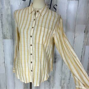 Maurice’s yellow long sleeve button up‎ top Sz M